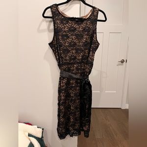 Reitmans black lace dress - size 11